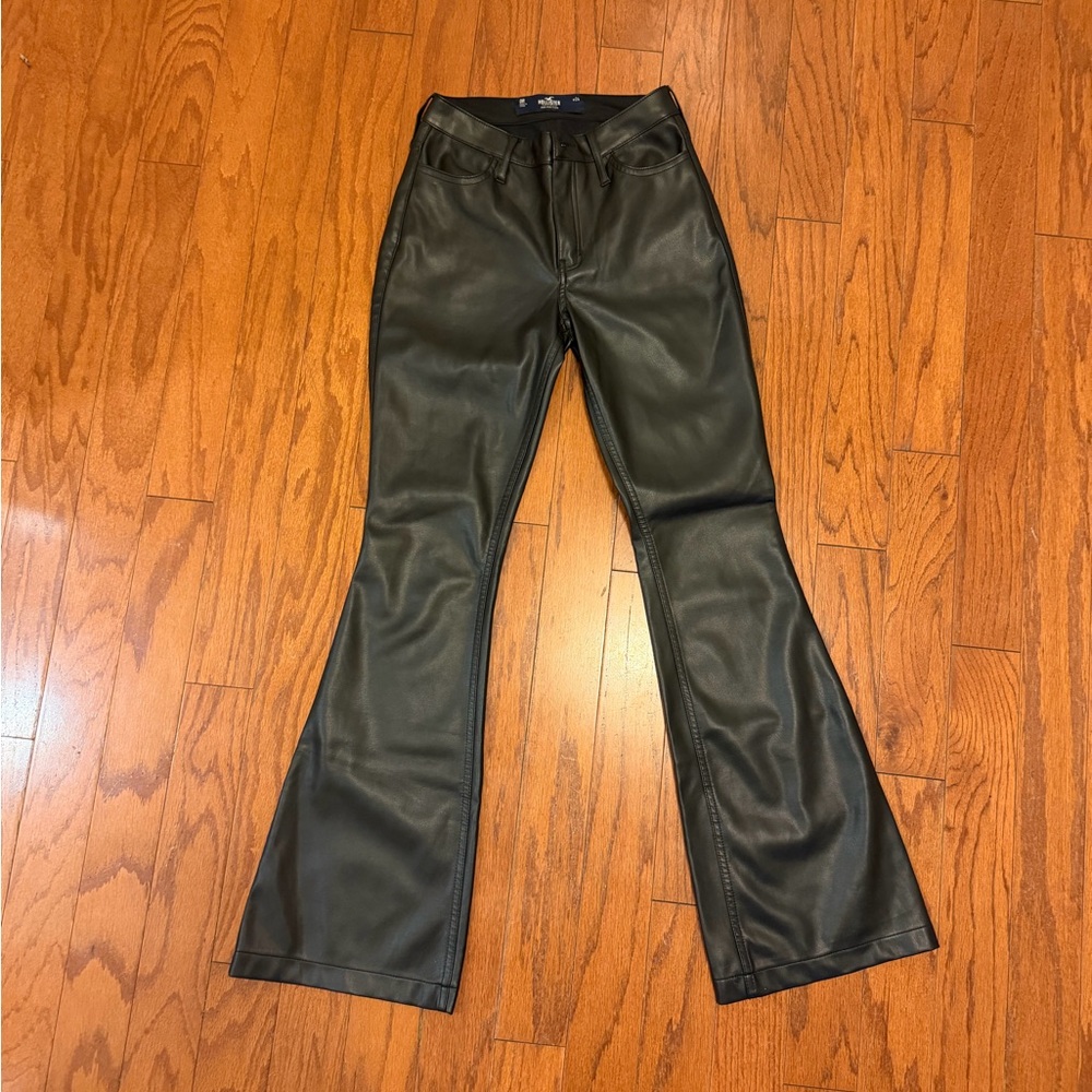 Hollister Black Flared Women Jeans